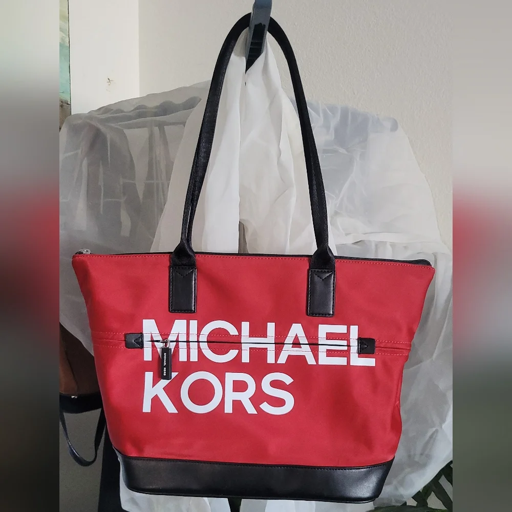 MICHAEL KORS Sport Nylon Large Top Zip Tote